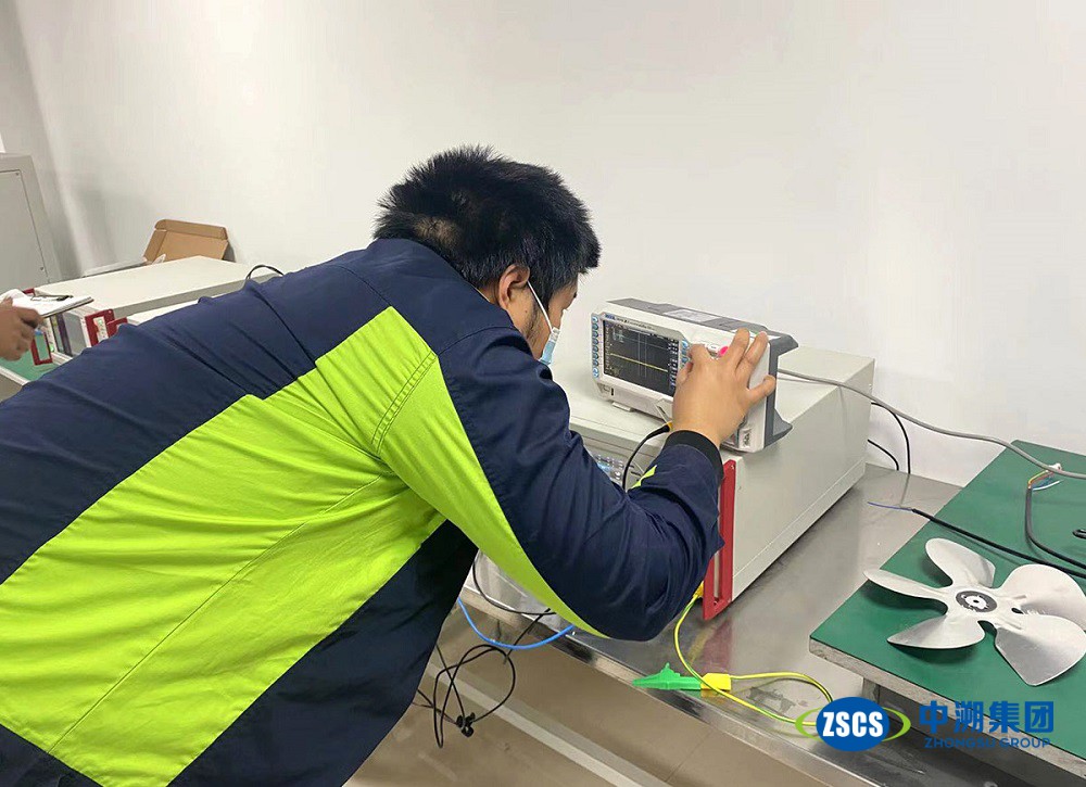 現(xiàn)場儀器校準檢測工作展示